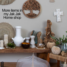 Load image into Gallery viewer, Rattan Shell Edge Round Placemat Wicker 39cm Honey and Black