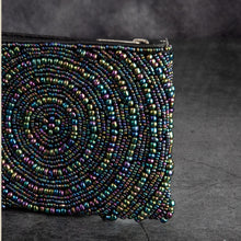 Load image into Gallery viewer, Circle Swirl Beaded Purse