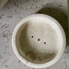 Load image into Gallery viewer, Stone Soap Dish Round with 3 drainage holes