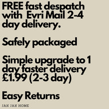 Load image into Gallery viewer, Handmade Cowrie Shell Necklace Choker