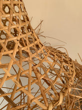 Load image into Gallery viewer, Straw Wicker Woven Fringe Lampshade
